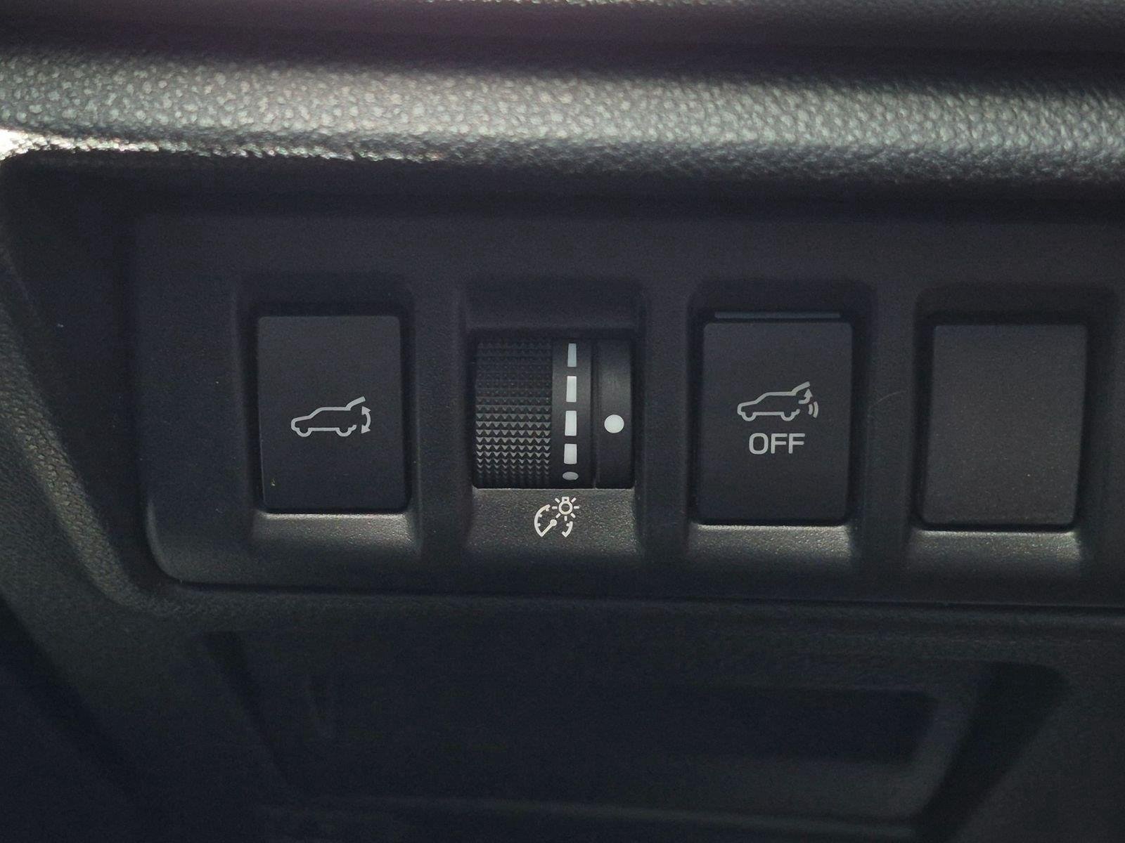 Used 2025  Subaru Wilderness image 23
