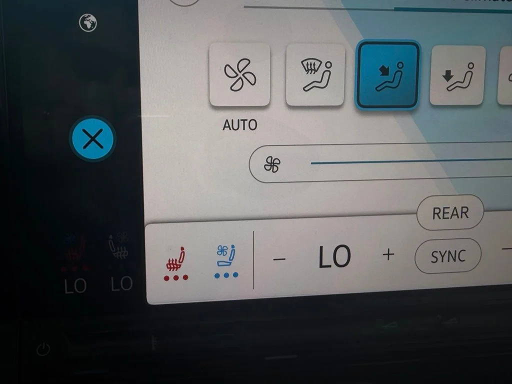 2026 Volkswagen Atlas SE w/Tech - Photo 28