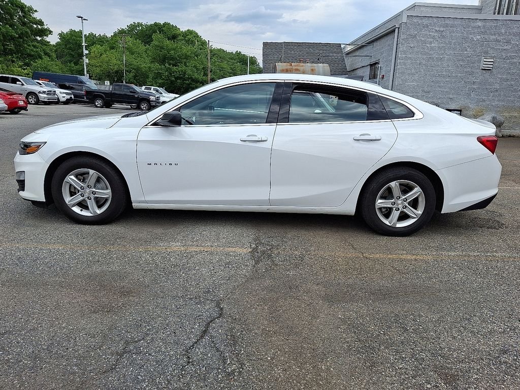 Used 2023 White Chevrolet LS image 4