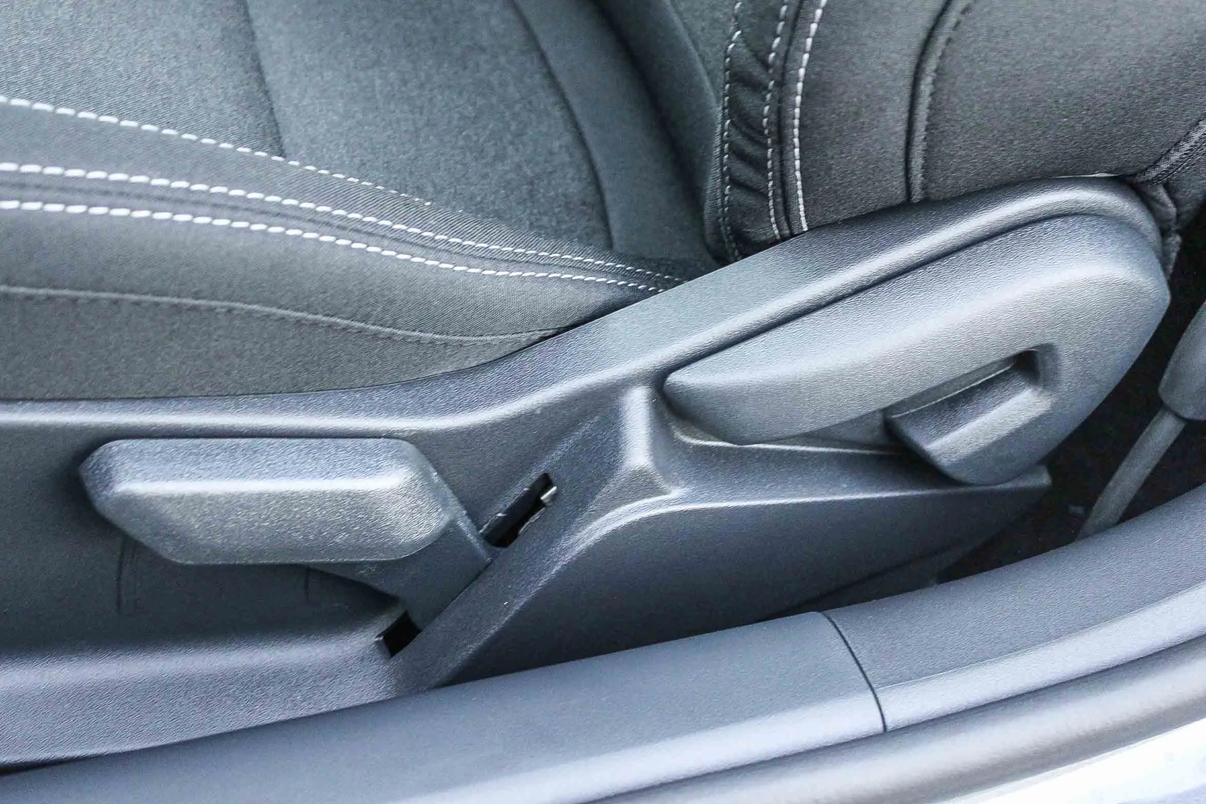 New 2026 Carbonized Gray Metallic Ford EcoBoost® Fastback image 24