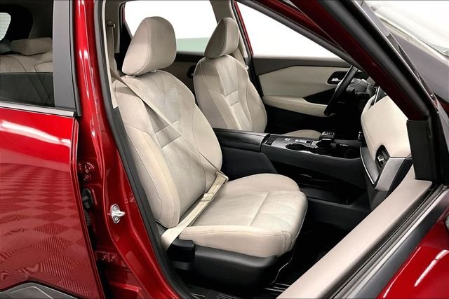 2025 Nissan Rogue SV - Photo 8