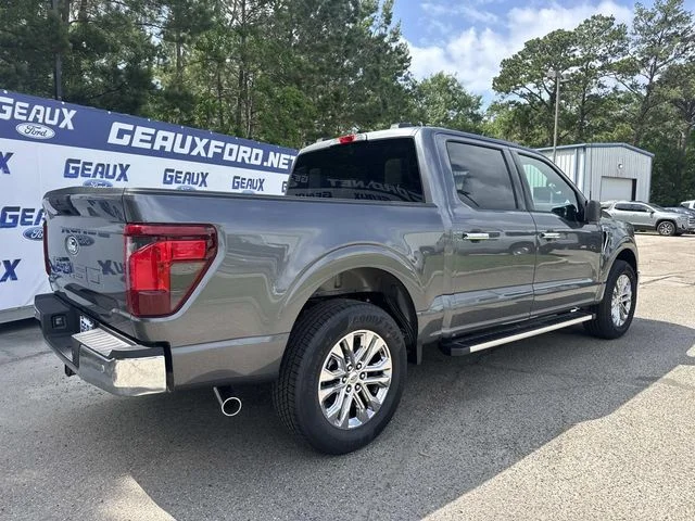 New 2026 Carbonized Gray Metallic Ford XLT image 16