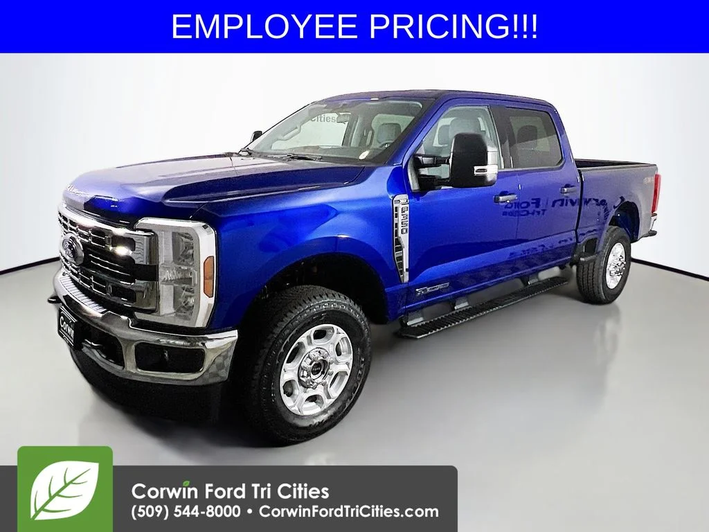 New 2026 Blue Ford XLT image 5