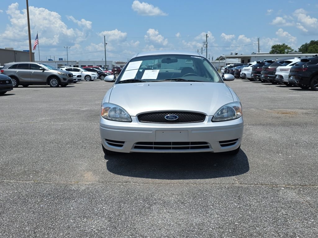 Used 2007 Silver Frost Clearcoat Metallic Ford SEL image 3