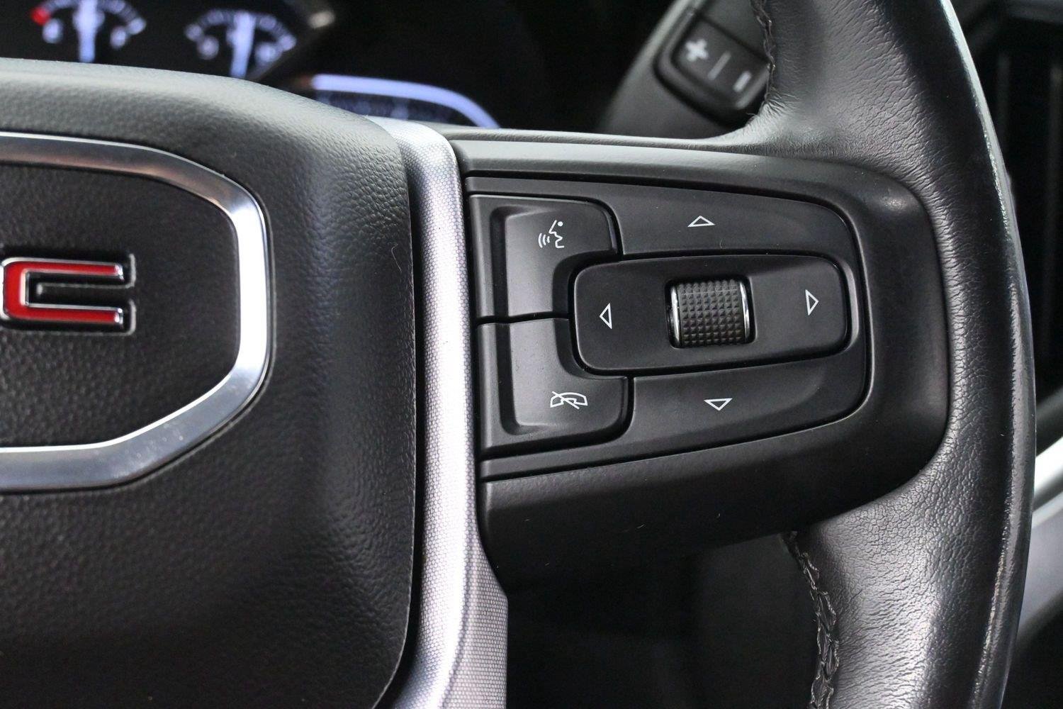 Used 2019 SUMMIT WHITE GMC SLT image 18