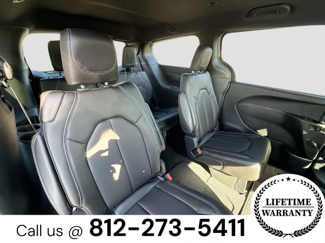 New 2026 Silver Chrysler LX image 27