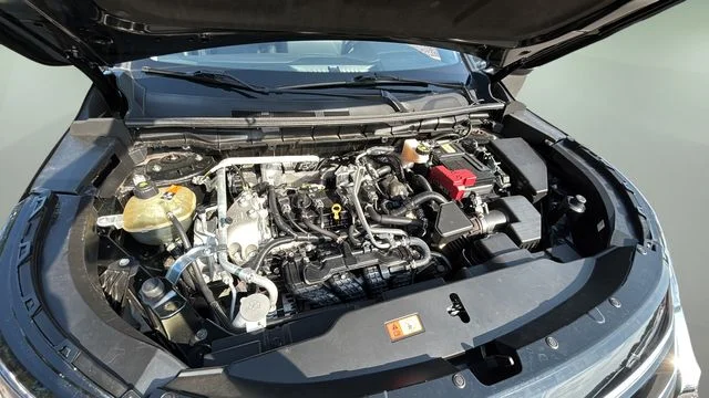 Used 2025  Mitsubishi ES image 31