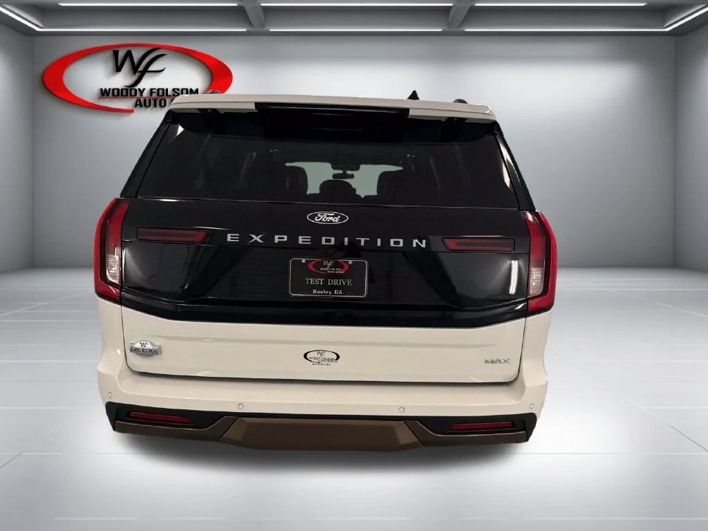 New 2027 White Ford King Ranch image 7
