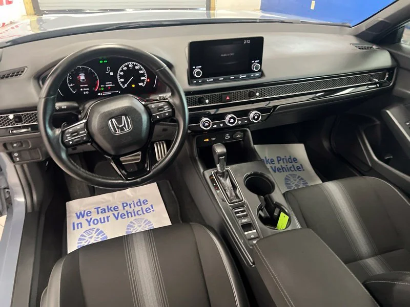 Used 2024  Honda Sport image 29