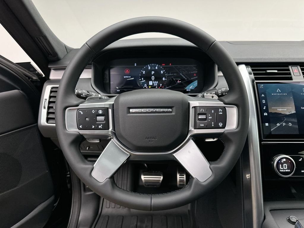 New 2026 Santorini Black Land Rover Dynamic SE image 15