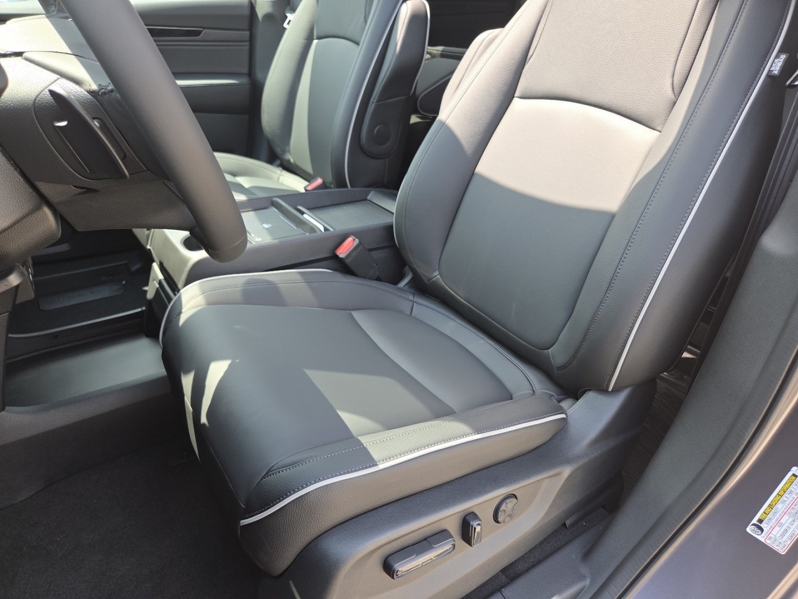 New 2026 Modern Steel Metallic Honda Touring image 32