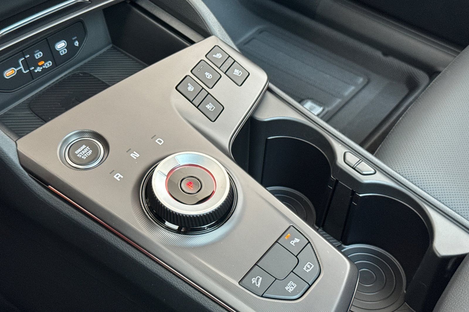 2026 Kia Sportage SX Prestige Hybrid - Photo 18