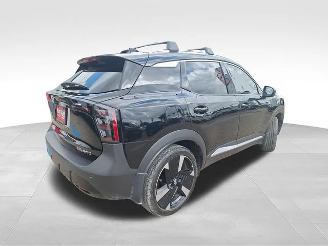 Certified Used 2025 Black Nissan SR image 7
