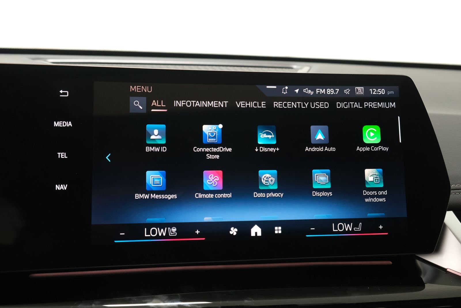 New 2027 Jet Black BMW xDrive28i image 17