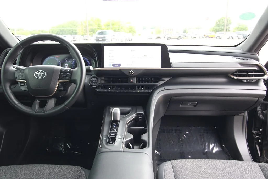 Used 2023 Black Toyota XLE image 37