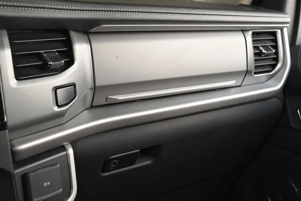 Used 2024 Black Ford XLT image 30