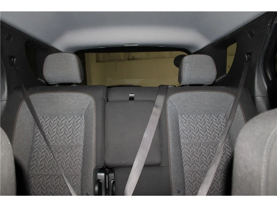 Used 2022 Summit White Chevrolet LT image 24