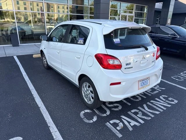 Used 2018  Mitsubishi SE image 10
