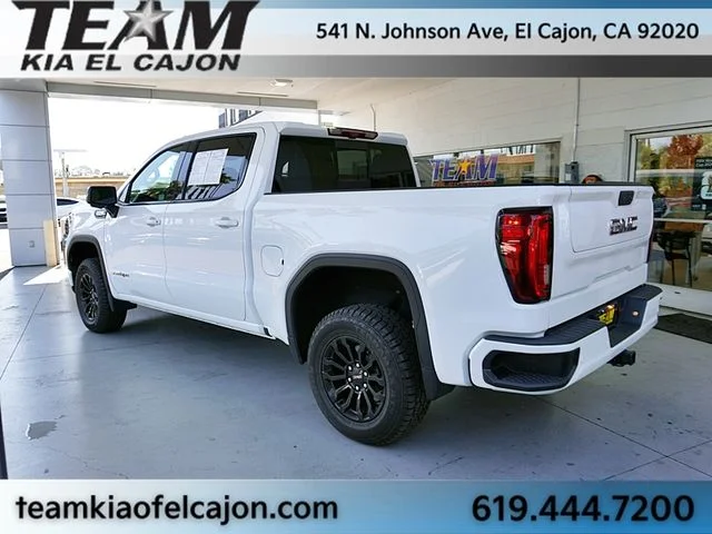 2023 GMC Sierra 1500 AT4X - Photo 8