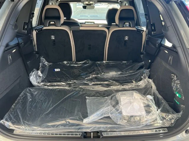 2026 Volvo XC90 Plus - Photo 24