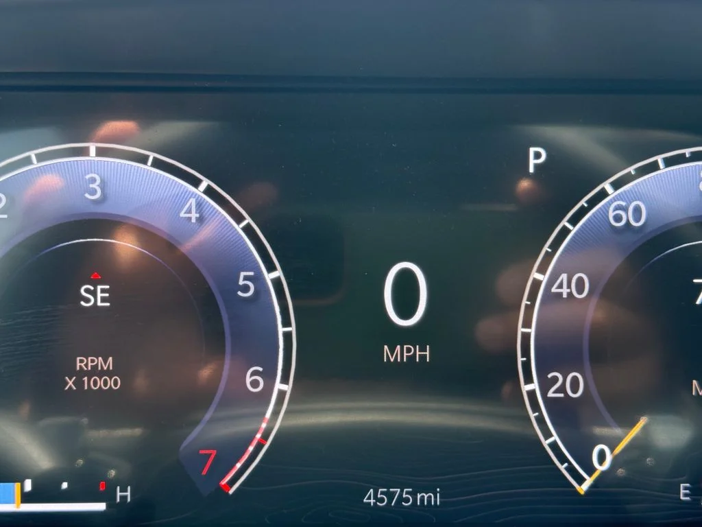 Used 2025  Jeep Altitude X image 16