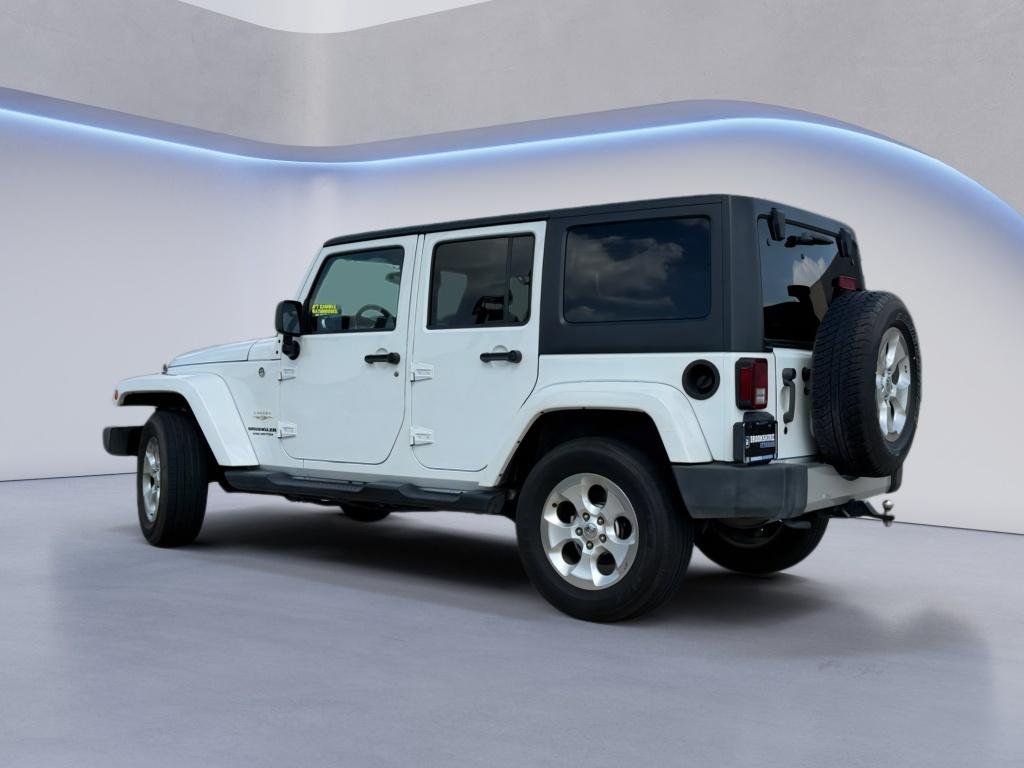 Used 2014 Bright White Clearcoat Jeep Sahara image 3