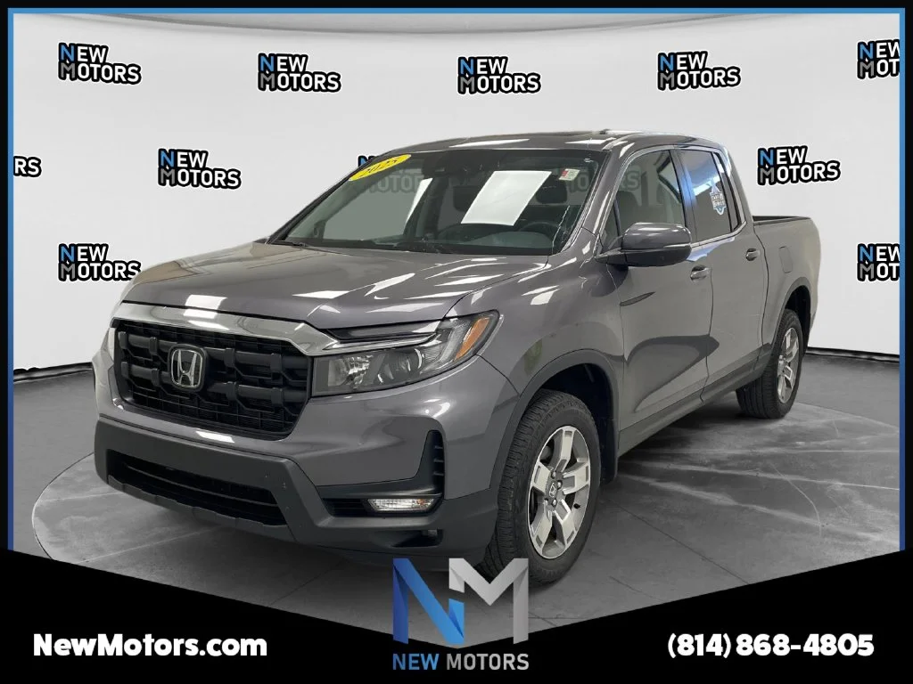 Used 2025 Black Honda RTL image 1