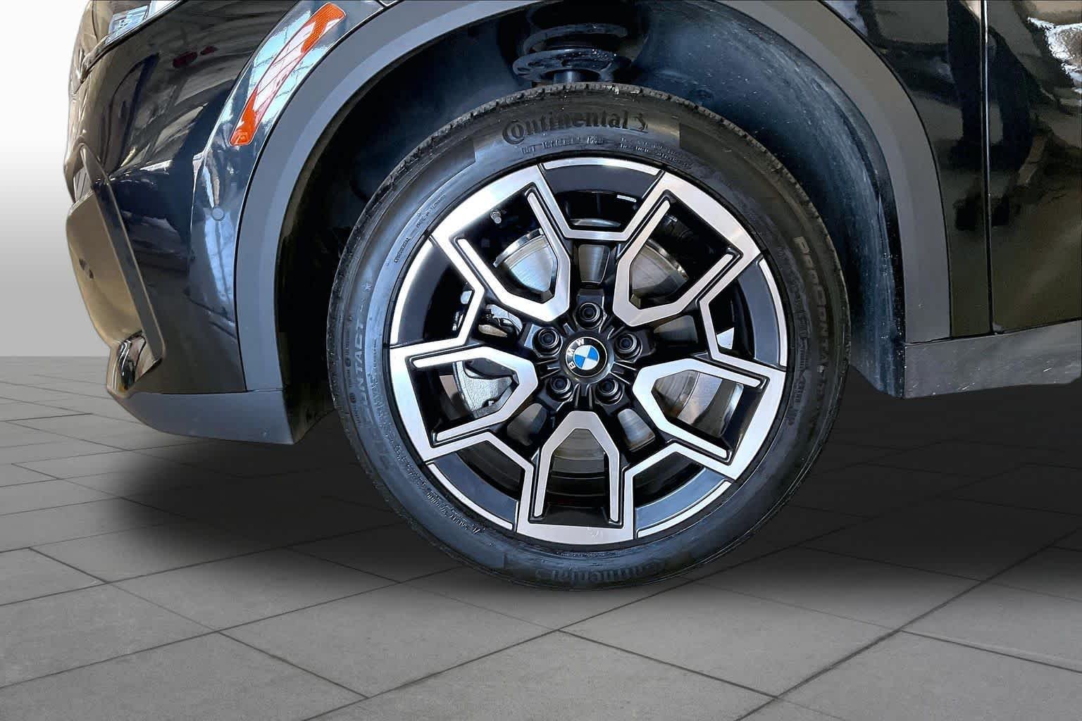Used 2026 Black Sapphire Metallic BMW xDrive28i image 10