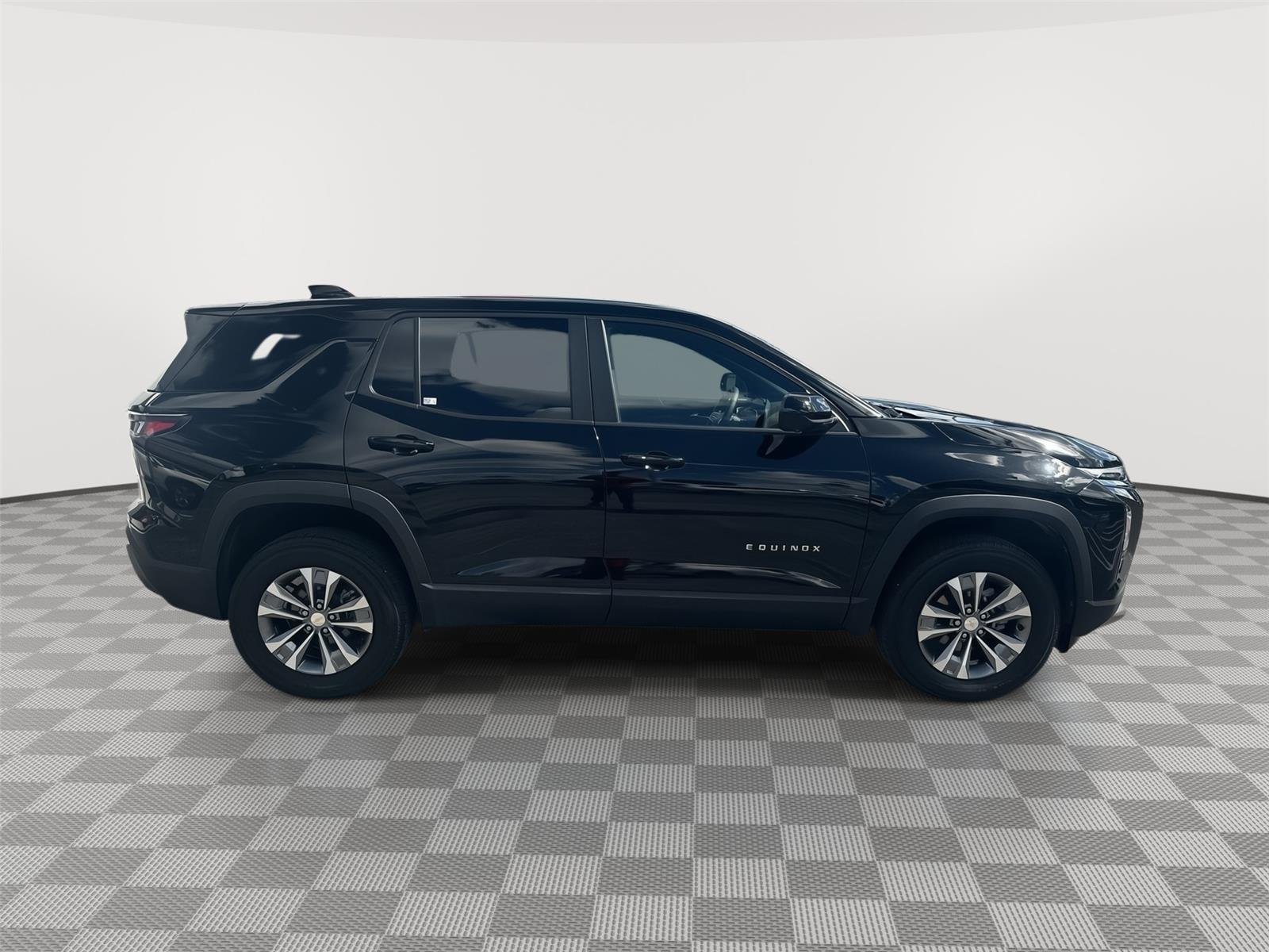 Used 2026 Mosaic Black Metallic Chevrolet FWD LT image 4