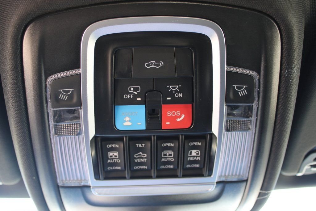 2026 RAM 1500 Limited - Photo 23