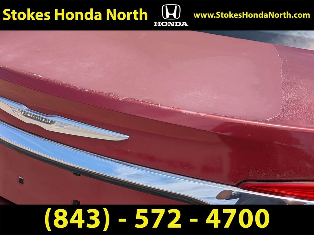 Used 2014 Red Chrysler LX image 3
