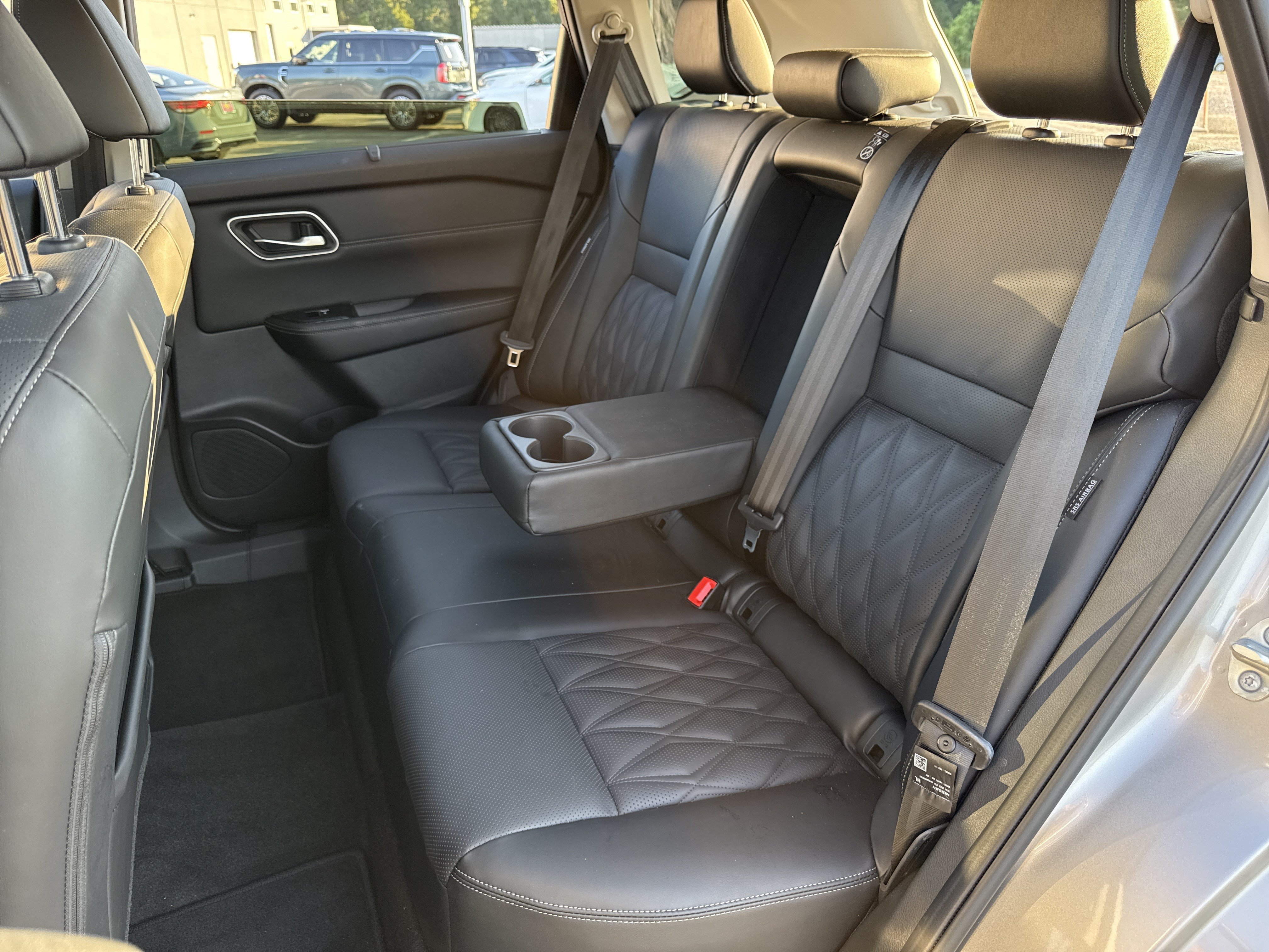 Used 2026 Champagne Silver Metallic/Super Black Nissan Platinum image 20
