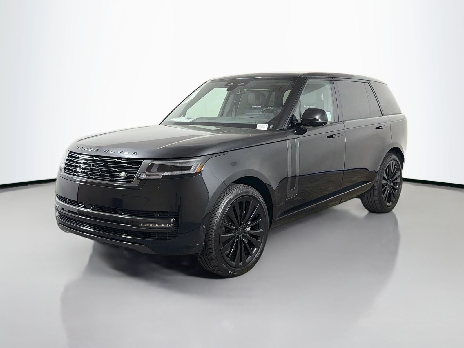 New 2026 Santorini Black LAND ROVER SE 7 Seats image 1