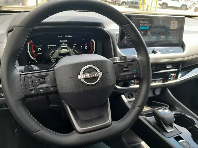 Used 2025 Gold Nissan SL image 11