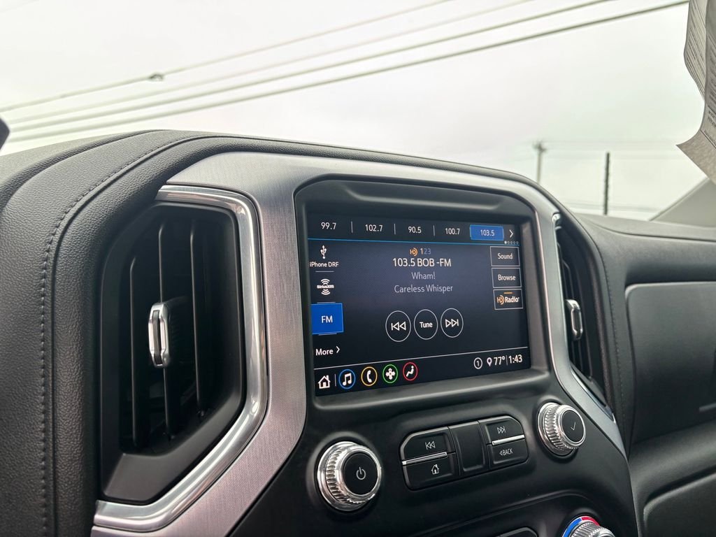 Used 2020 White GMC SLT image 21