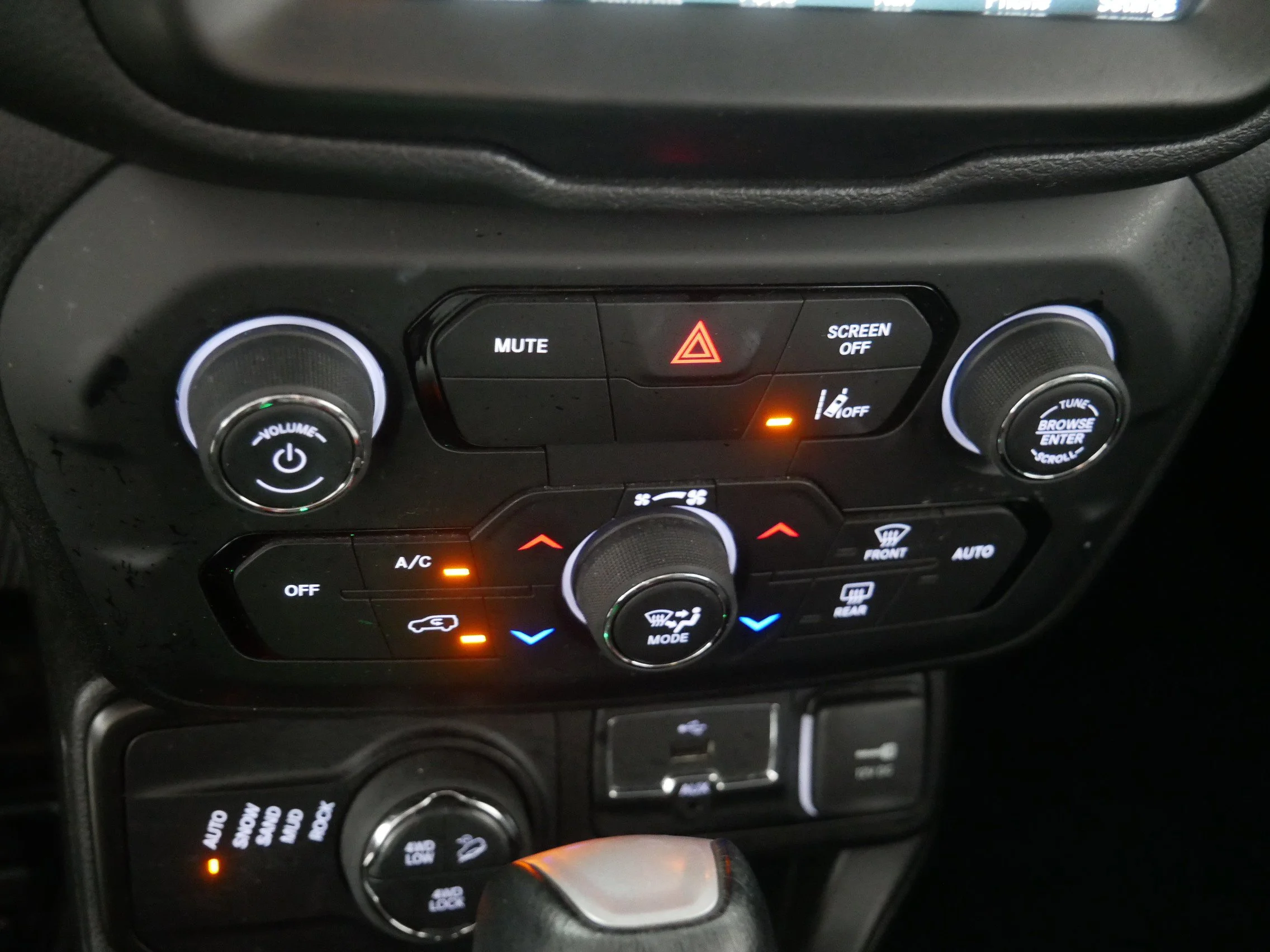 2021 Jeep Renegade Trailhawk - Photo 23