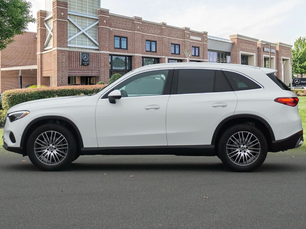 Used 2026 Polar White Mercedes-Benz GLC 300 image 8