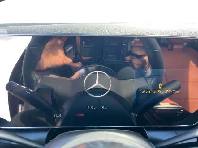 New 2027 Black Mercedes-Benz GLC 300 image 27