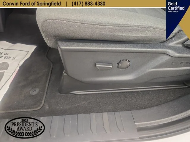 Certified Used 2025 Oxford White Ford XLT image 36