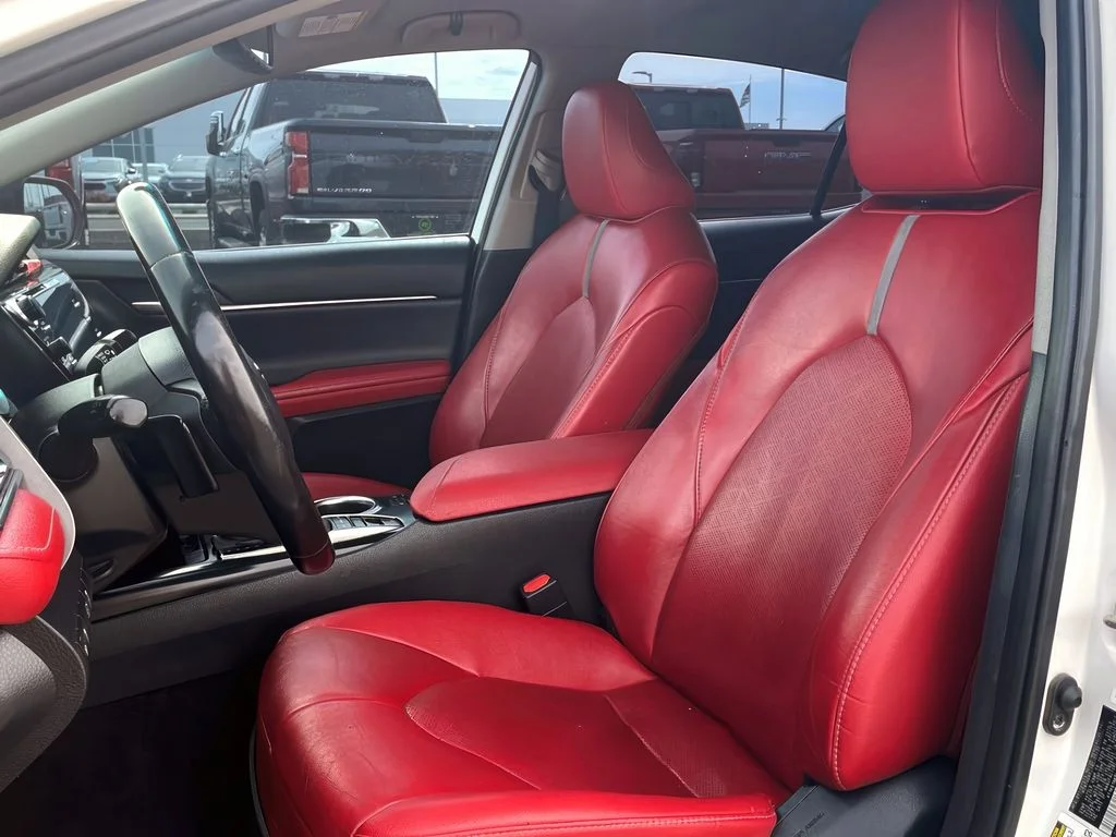 Used 2020 Wind Chill Pearl Toyota XSE image 12