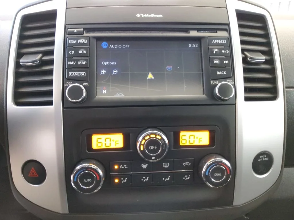 Used 2016 White Nissan PRO-4X image 11