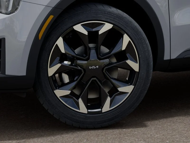 New 2026 Wolf Gray Kia EX image 9