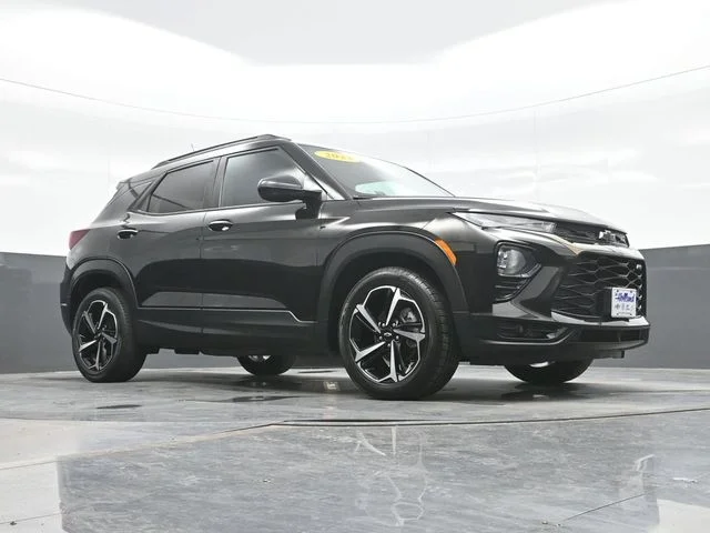 Used 2022 Black Chevrolet RS image 23