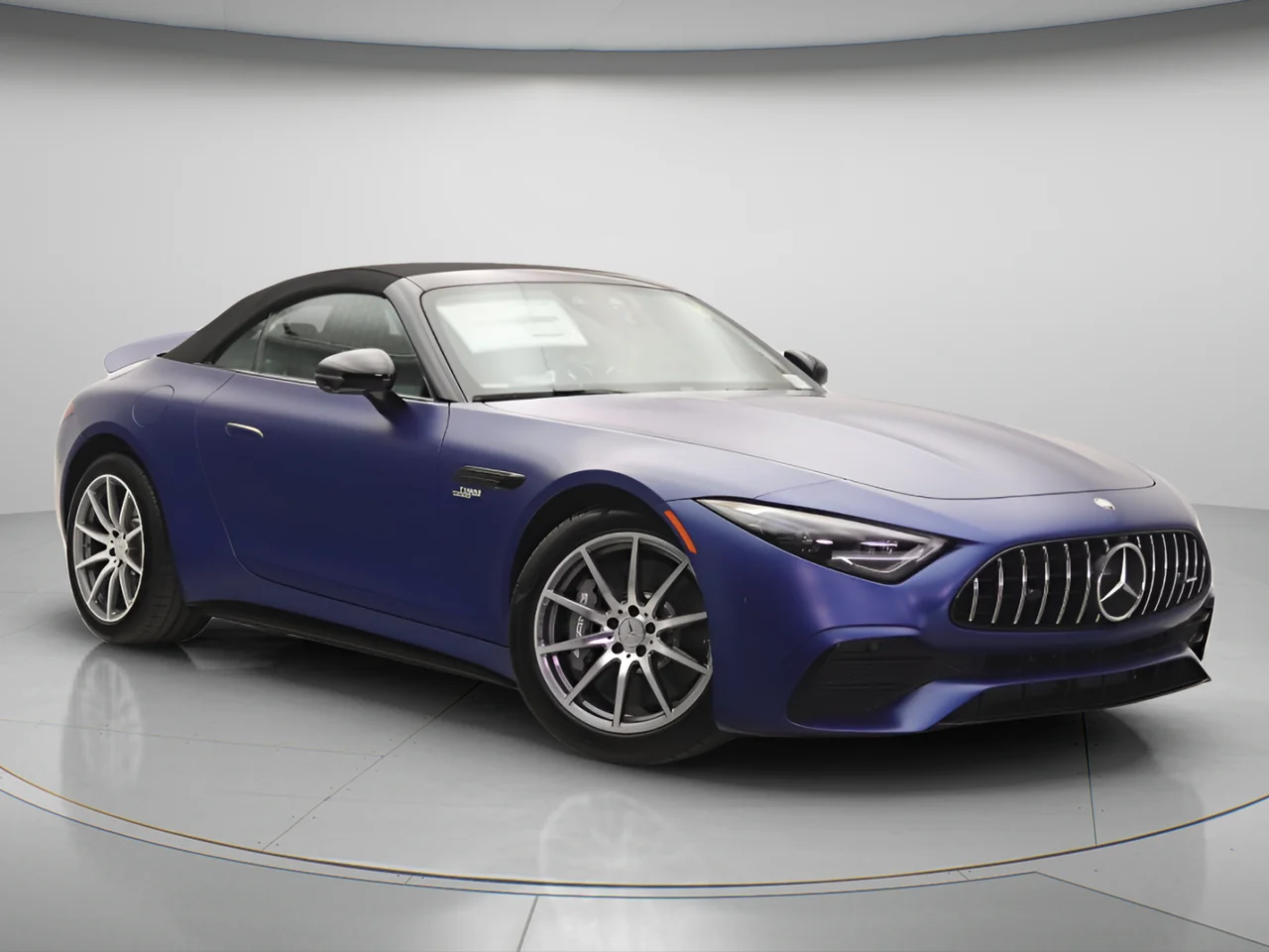 New 2026 MANUFAKTUR Starling Blue Magno Mercedes-Benz SL 43 AMG® image 13