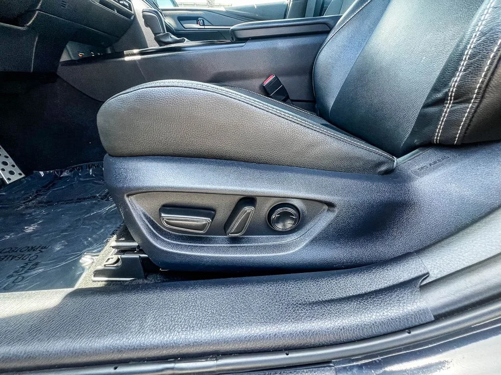 Certified Used 2025  Toyota SE image 20