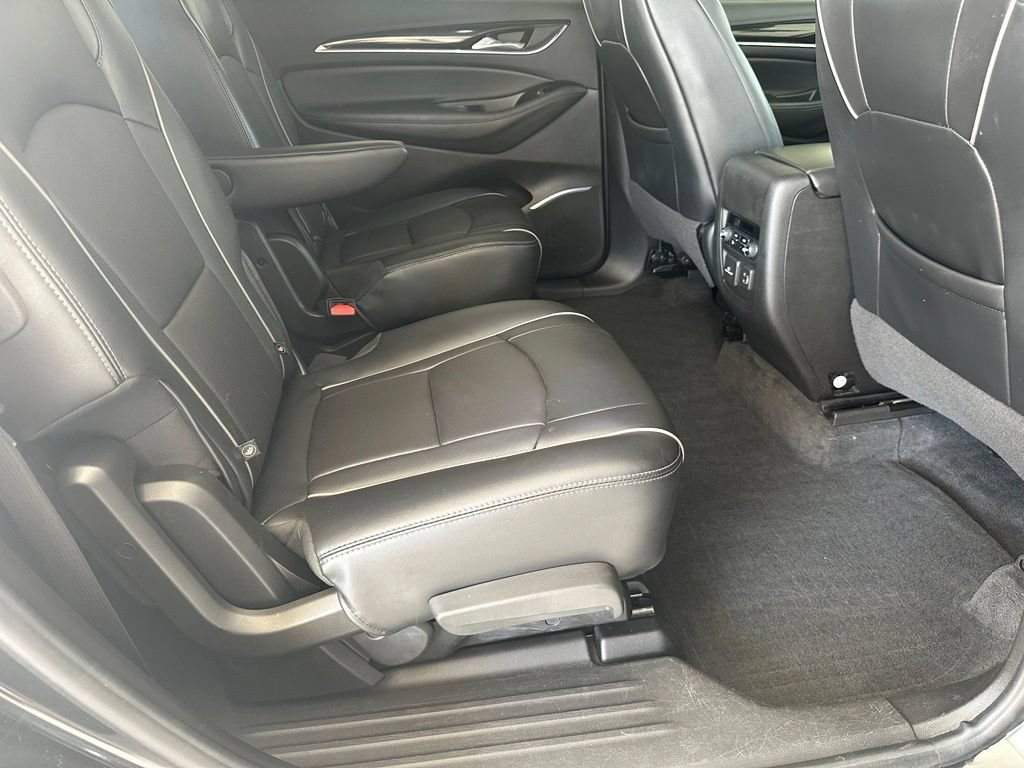 Used 2019 Includes Pitch Dark Night lower exterior accent color.) Buick Avenir image 34