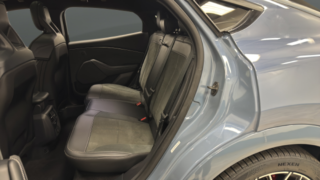 Used 2023 Vapor Blue Ford GT image 23
