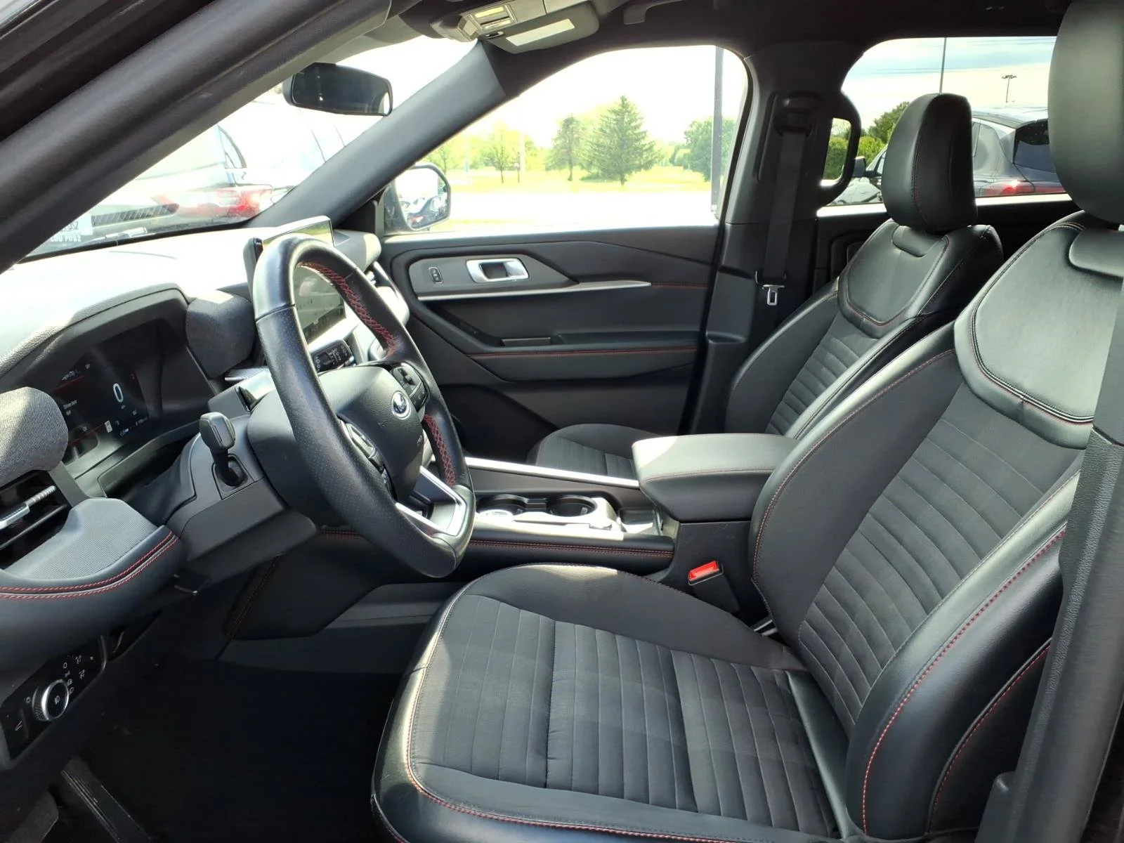 Used 2025 Black Metallic Ford ST-Line image 25