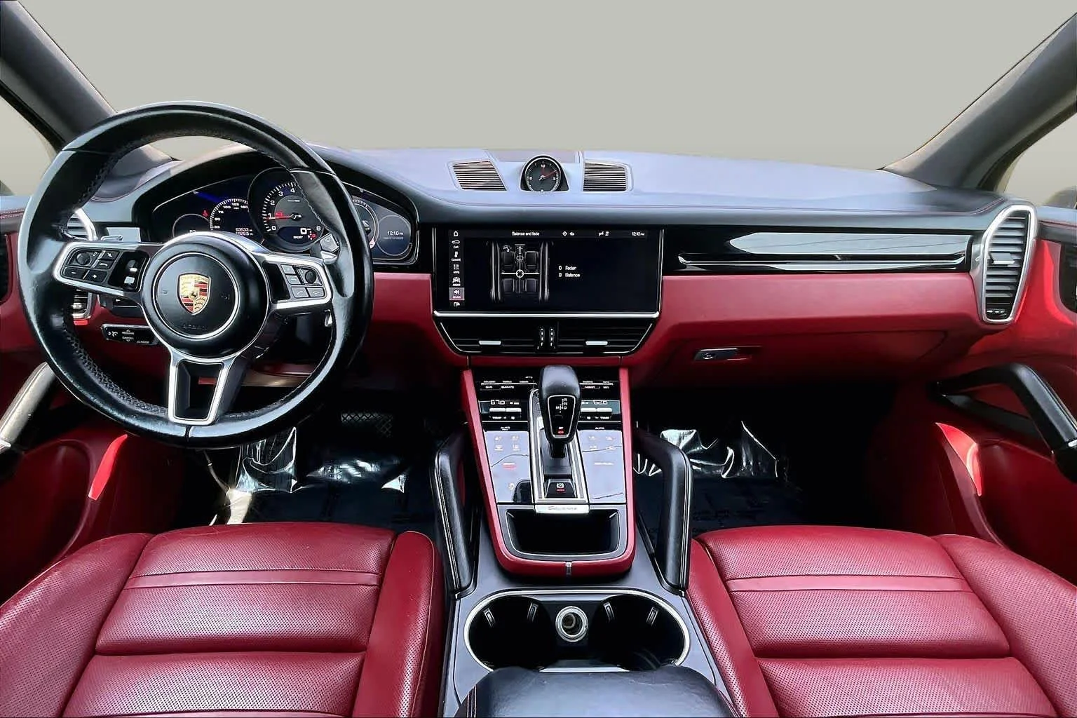 Used 2020 White Porsche  image 16