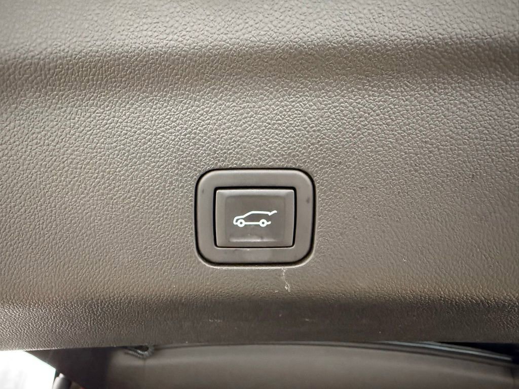 2024 Chevrolet Suburban Premier - Photo 9
